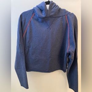 Lululemon cropped hoodie